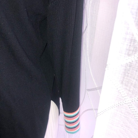 ANGEL lightweight sweater with ❤️ (Women’s) - Picture 3 of 3